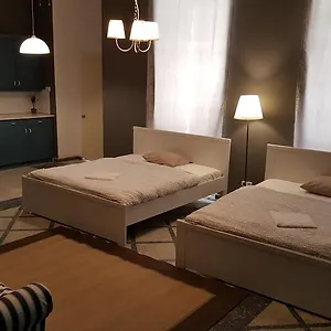 budapest-premier-apartments.inbudapesthotels.com/